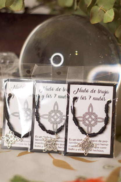 Pulsera 7 nudos con nudo de bruja negra