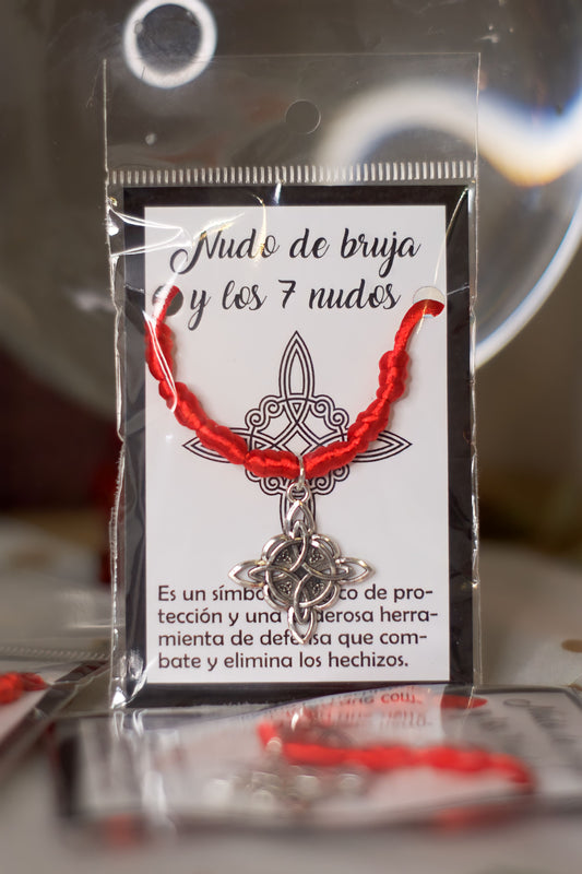 Pulsera 7 nudos con nudo de bruja roja